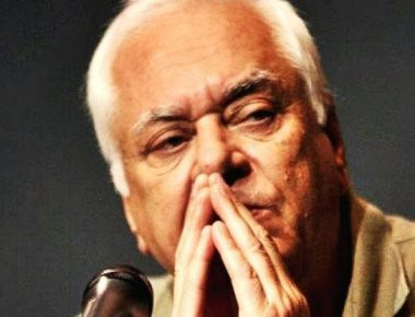 Ενδεχόμενη ένταξη στο επικοινωνιακό επιτελείο του πρωθυπουργού ο Θ.Κρατερός (;)